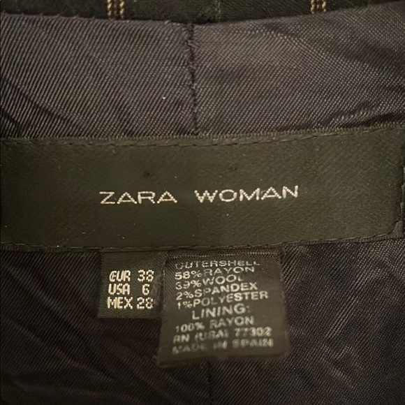 Navy wool Pinstripe Blazer - Picture 2 of 4